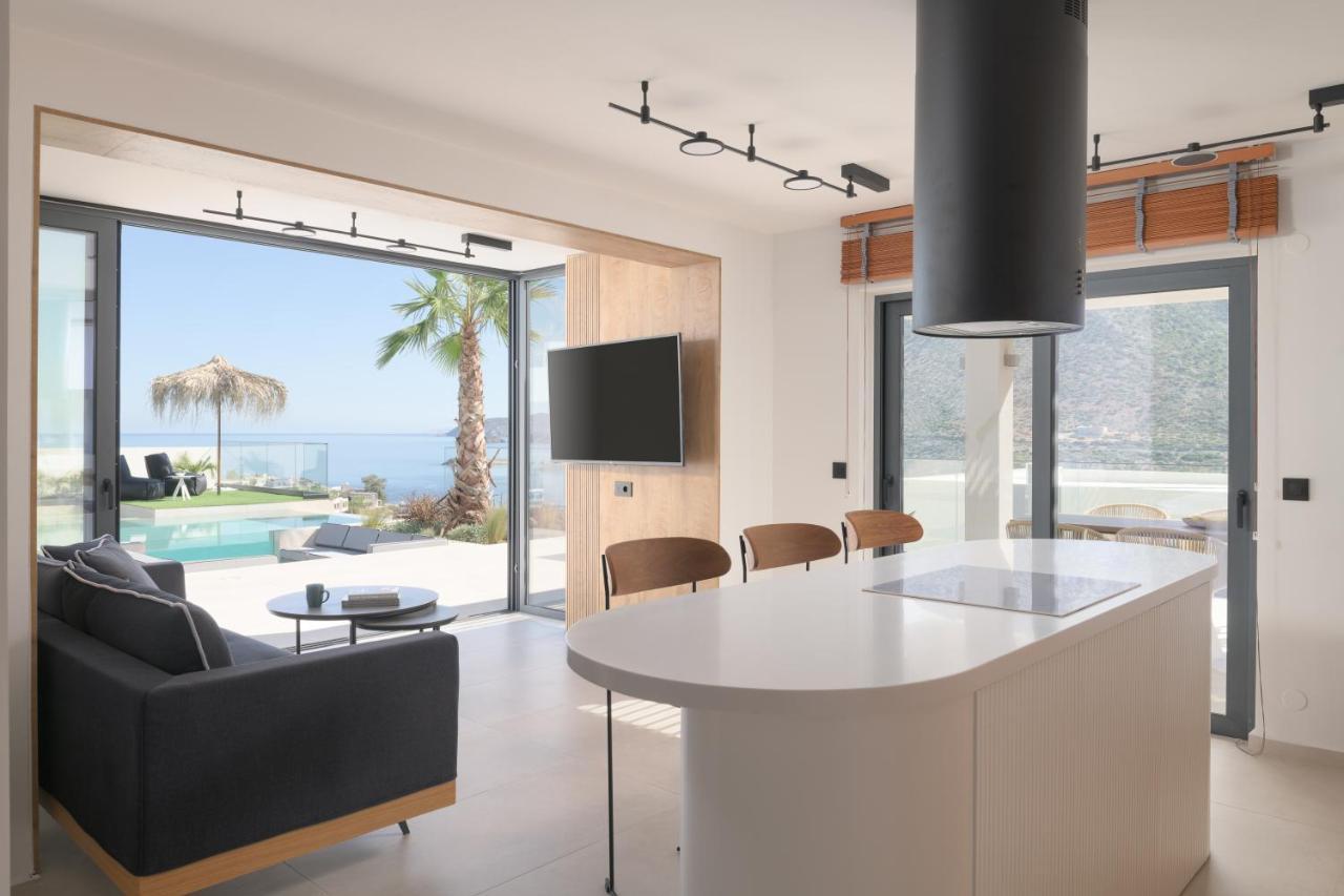 Mayana Luxury Villa, An Infinite Blue Experience, By Thinkvilla Bali  Kültér fotó
